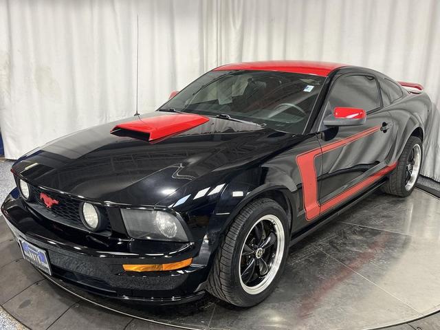 Photo of 2005 Black Clearcoat Ford Mustang