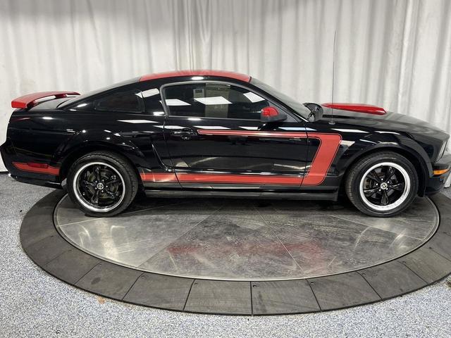Photo of 2005 Black Clearcoat Ford Mustang