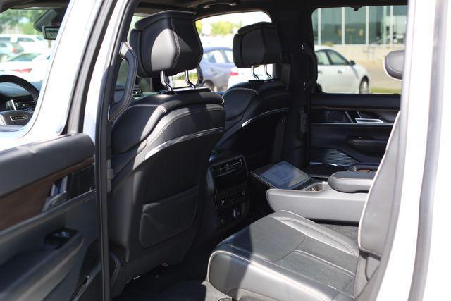 Photo of 2023 Bright White Clearcoat Jeep Grand Wagoneer L