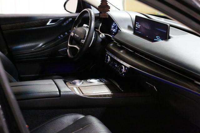 Photo of 2022 Vik Black Genesis G80