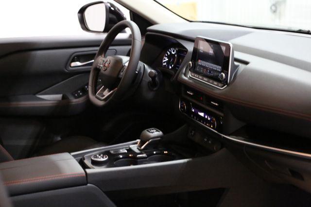 Photo of 2026 Super Black Nissan Rogue