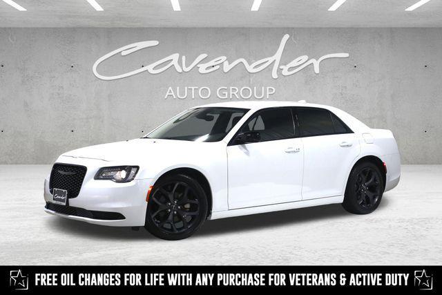 2023 Chrysler 300