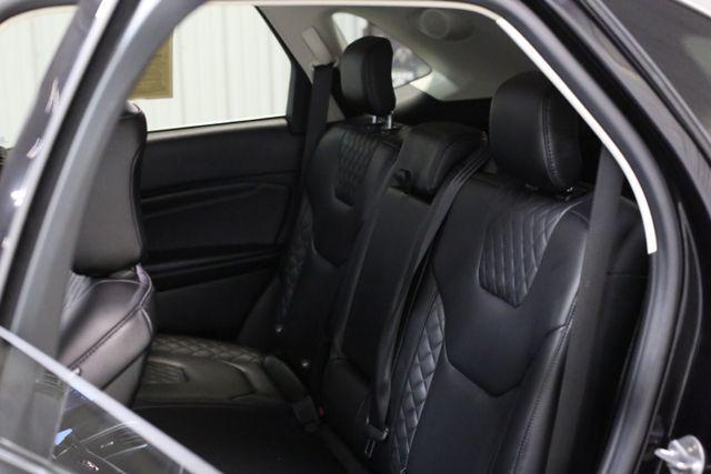 Photo of 2024 Black Metallic Ford Edge