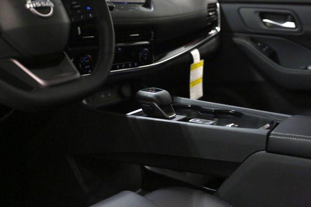 Photo of 2025 Scarlet Ember Tintcoat Nissan Rogue