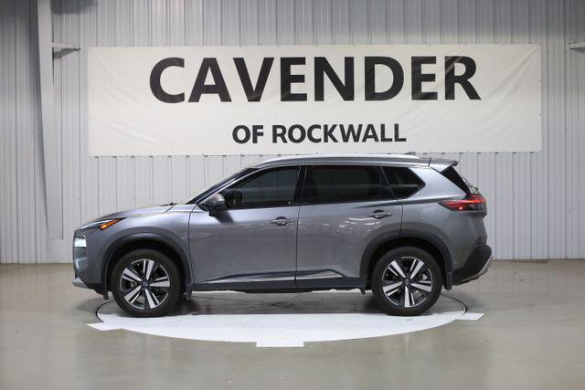 Photo of 2022 Gun Metallic Nissan Rogue