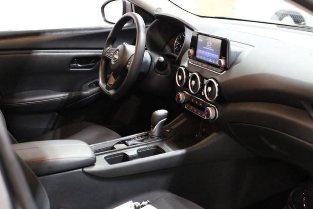 Photo of 2025 Gun Metallic Nissan Sentra