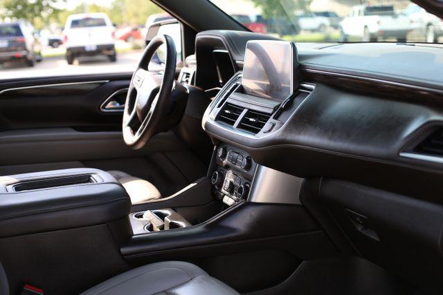 Photo of 2022 Iridescent Pearl Tricoat Chevrolet Tahoe