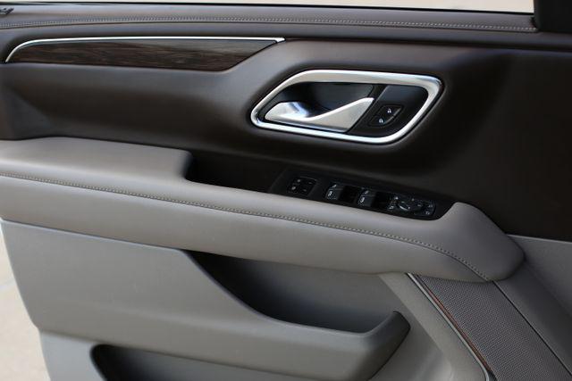 Photo of 2022 Iridescent Pearl Tricoat Chevrolet Tahoe
