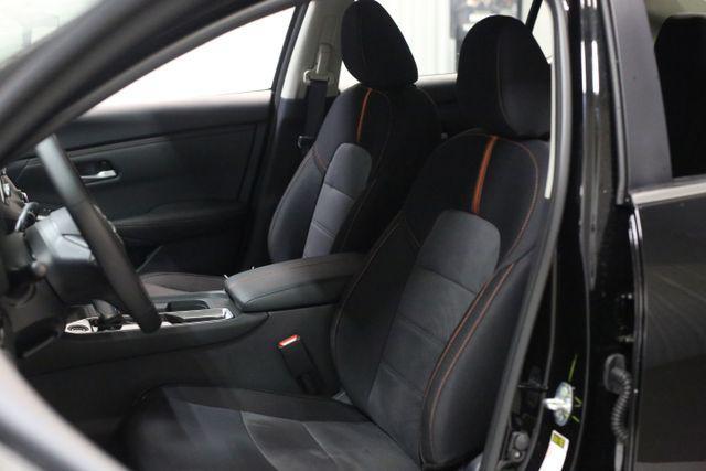 Photo of 2025 Super Black Nissan Sentra
