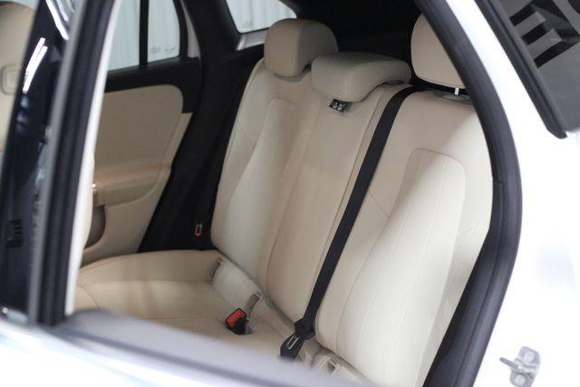 Photo of 2024  Mercedes-Benz GLA 250