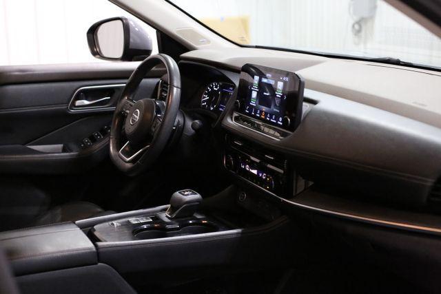 Photo of 2021 Boulder Gray Pearl Nissan Rogue