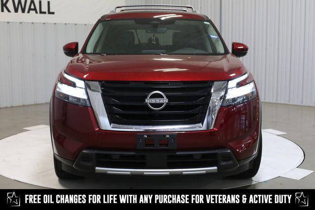 Photo of 2024 Scarlet Ember Nissan Pathfinder