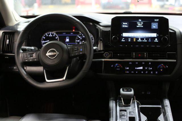 Photo of 2024 Scarlet Ember Nissan Pathfinder