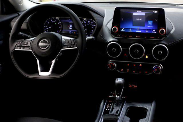 Photo of 2025 Aspen White Tricoat Nissan Sentra