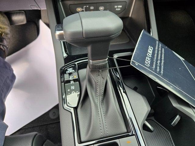 Photo of 2025 Aurora Black Pearl Kia K5