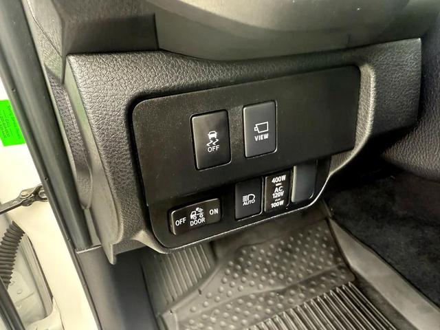 Photo of 2023 Ice Cap Toyota Tacoma