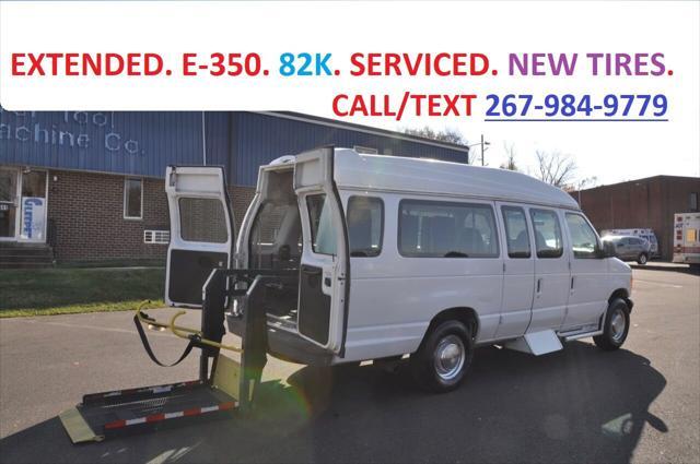 2004 Ford E350 Super Duty