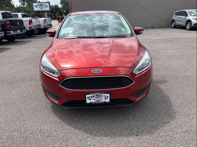 Photo of 2018 Hot Pepper Red Metallic Tinted Clearcoat Ford Focus