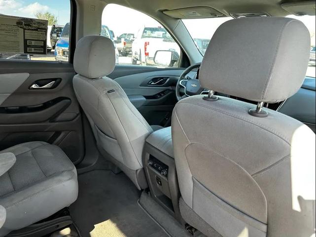 Photo of 2018 Gray Chevrolet Traverse