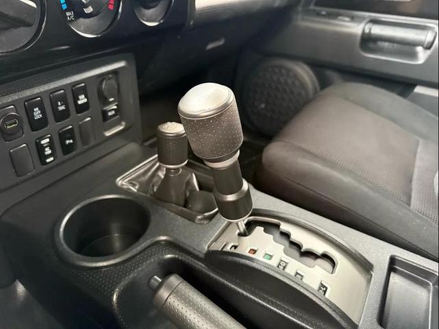 Photo of 2008 Black Diamond Toyota FJ Cruiser