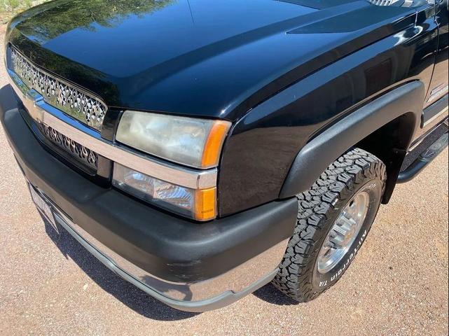 Photo of 2003 Black Chevrolet Silverado 2500