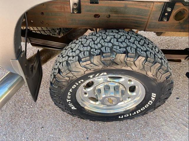 Photo of 2003 Black Chevrolet Silverado 2500