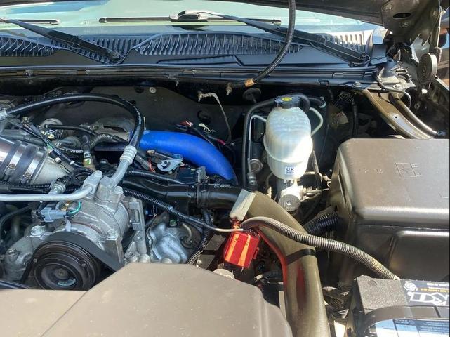 Photo of 2003 Black Chevrolet Silverado 2500