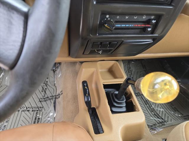 Photo of 1997 Green Jeep Wrangler