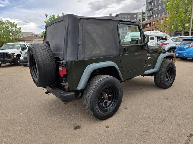Photo of 1997 Green Jeep Wrangler