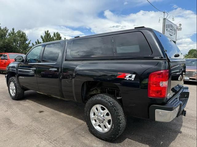Photo of 2011 Black Chevrolet Silverado 2500