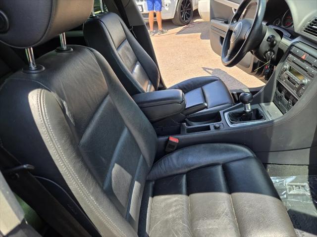 Photo of 2005 Brilliant Black Audi A4
