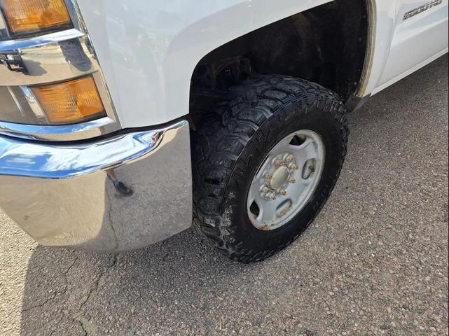 Photo of 2015 Summit White Chevrolet Silverado 2500