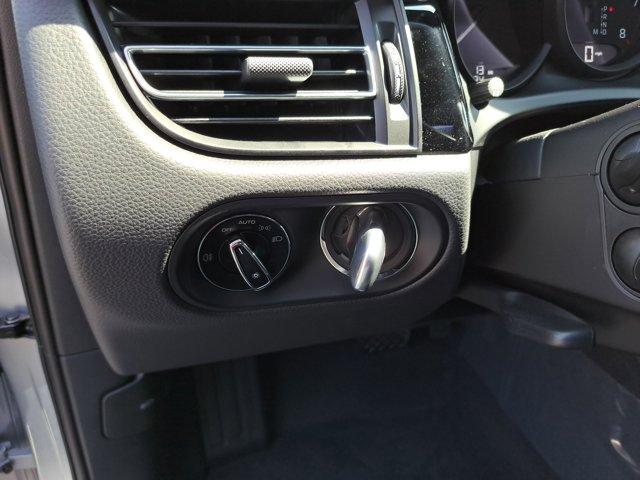Photo of 2025 Dolomite Silver Metallic Porsche Macan