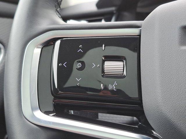 Photo of 2022 Fuji White Land Rover Range Rover Velar