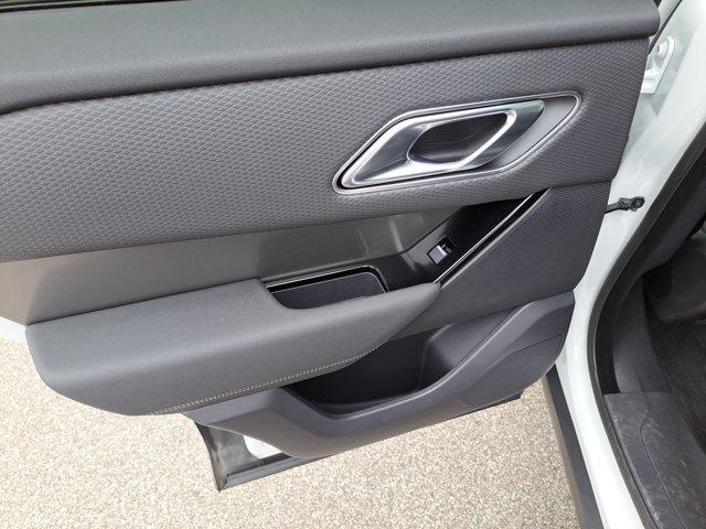 Photo of 2022 Fuji White Land Rover Range Rover Velar