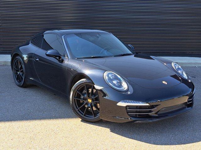 Photo of 2016 Jet Black Metallic Porsche 911