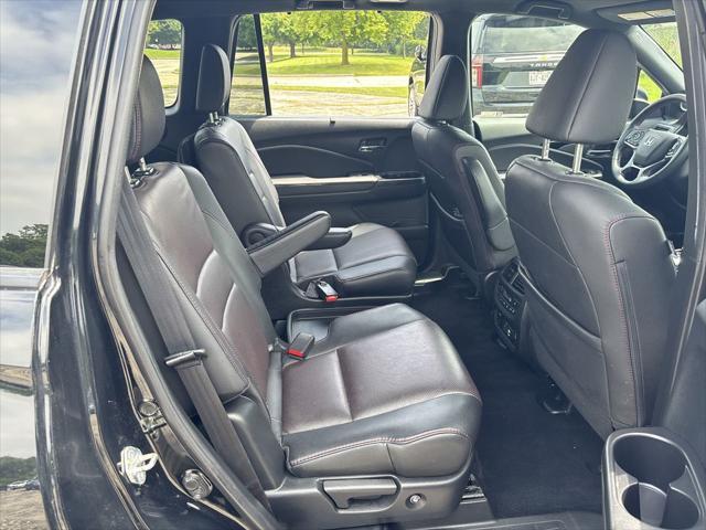 Photo of 2021 Crystal Black Pearl Honda Pilot