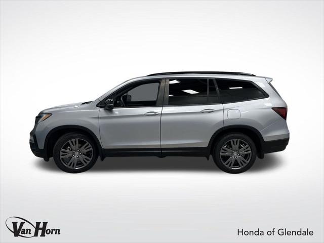Photo of 2022 Lunar Silver Metallic Honda Pilot