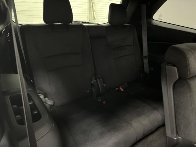 Photo of 2022 Lunar Silver Metallic Honda Pilot