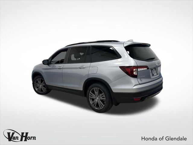 Photo of 2022 Lunar Silver Metallic Honda Pilot
