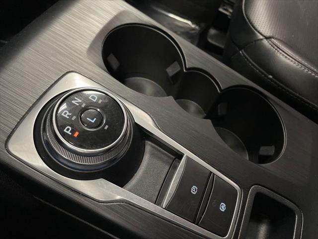 Photo of 2023 ICONIC SILVER METALLIC Ford Escape