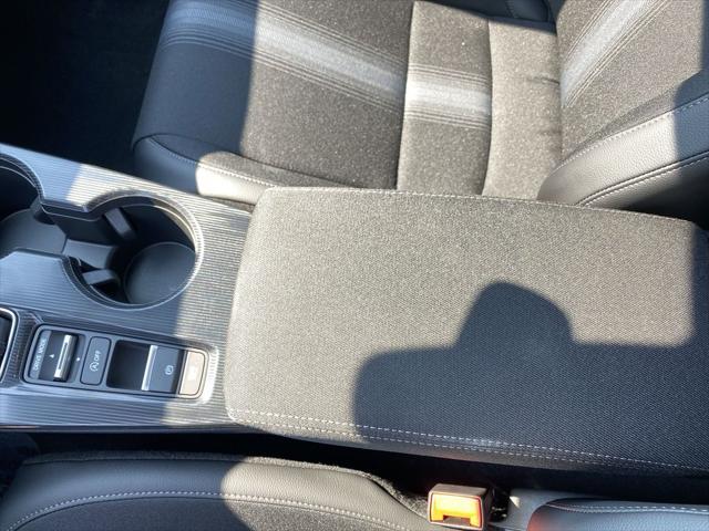 Photo of 2025 Blue Lagoon Pearl Honda Civic