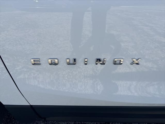 Photo of 2020 Summit White Chevrolet Equinox