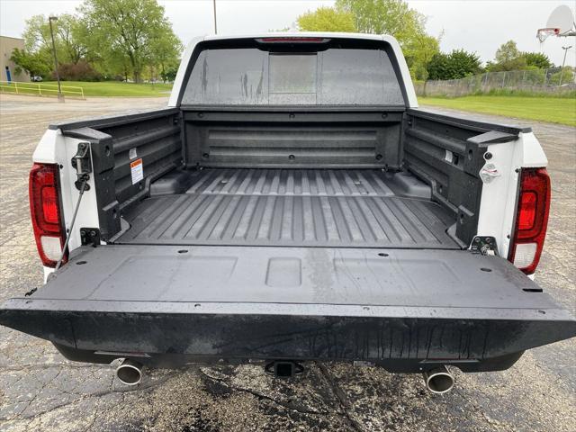 Photo of 2025 Platinum White Pearl Honda Ridgeline