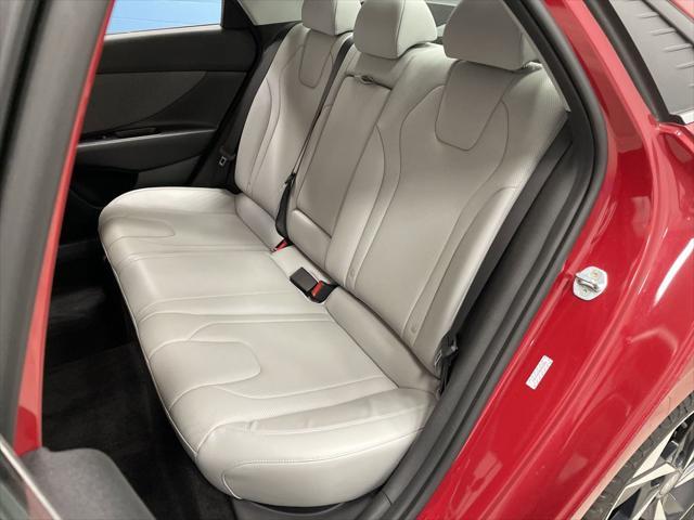 Photo of 2022 Scarlet Red Pearl Hyundai ELANTRA