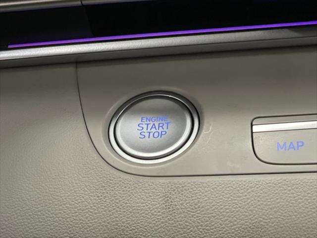Photo of 2022 Scarlet Red Pearl Hyundai ELANTRA