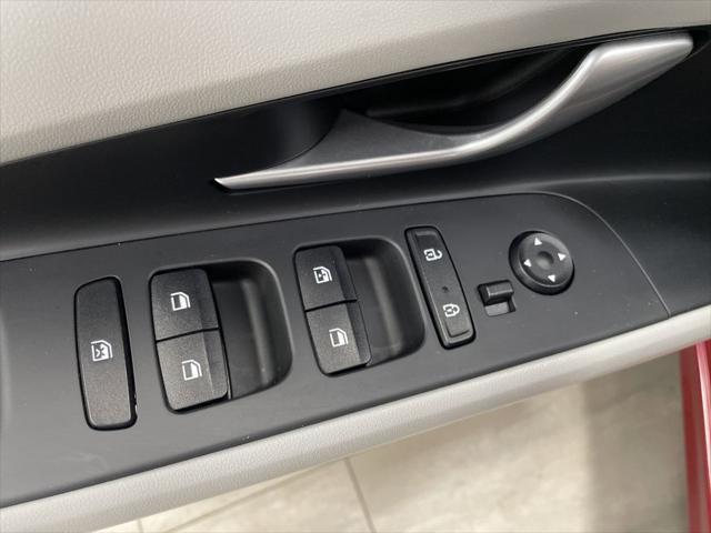Photo of 2022 Scarlet Red Pearl Hyundai ELANTRA
