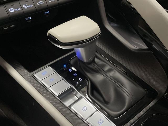 Photo of 2022 Scarlet Red Pearl Hyundai ELANTRA