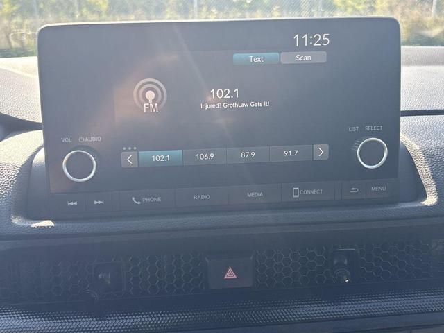 Photo of 2025 Urban Gray Pearl Honda CR-V