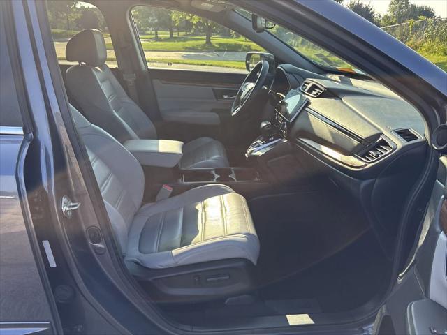Photo of 2017 Gray Honda CR-V